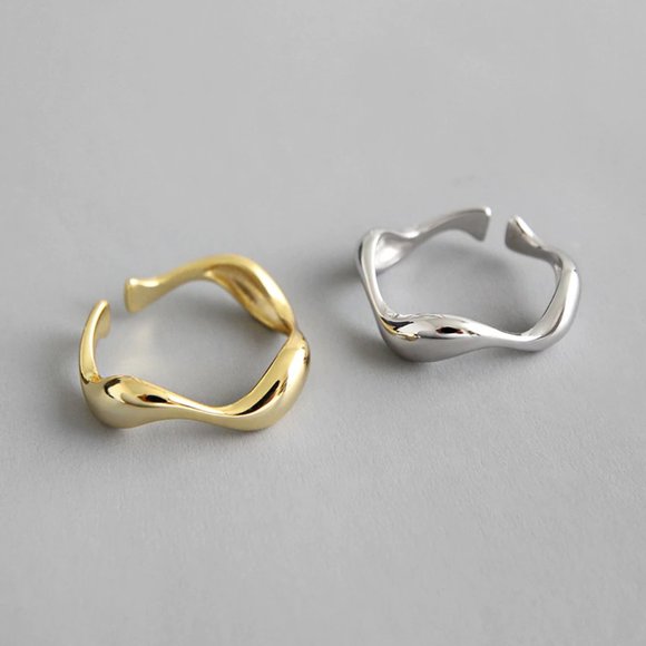 Jewelry - NEW Silver Gold Resizable Smooth Irregular Waves Gold Color Ring